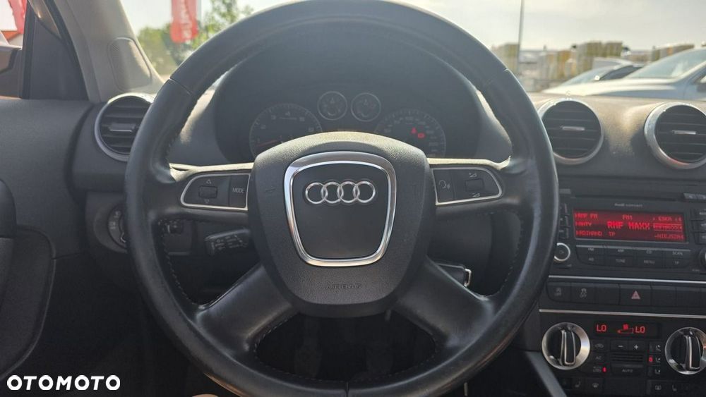 Audi A3 Sportback - 13