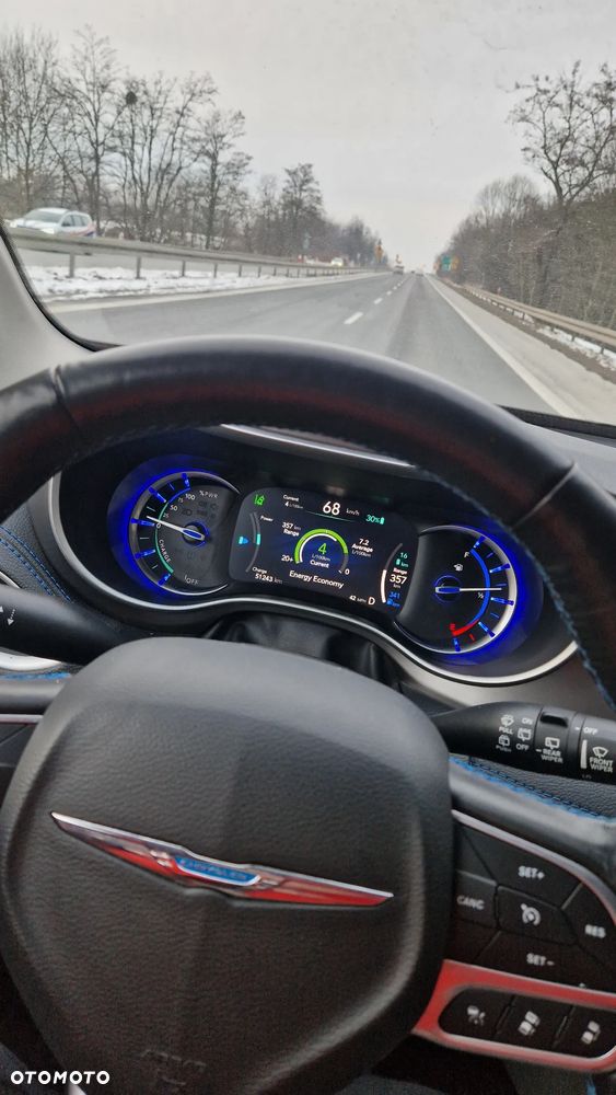 Chrysler Pacifica - 18