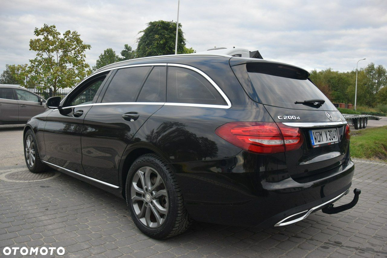 Mercedes-Benz Klasa C - 12