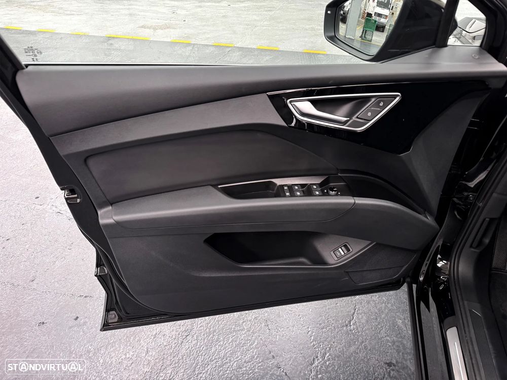 Audi Q4 e-tron 45 82 kWh SE Business - 6