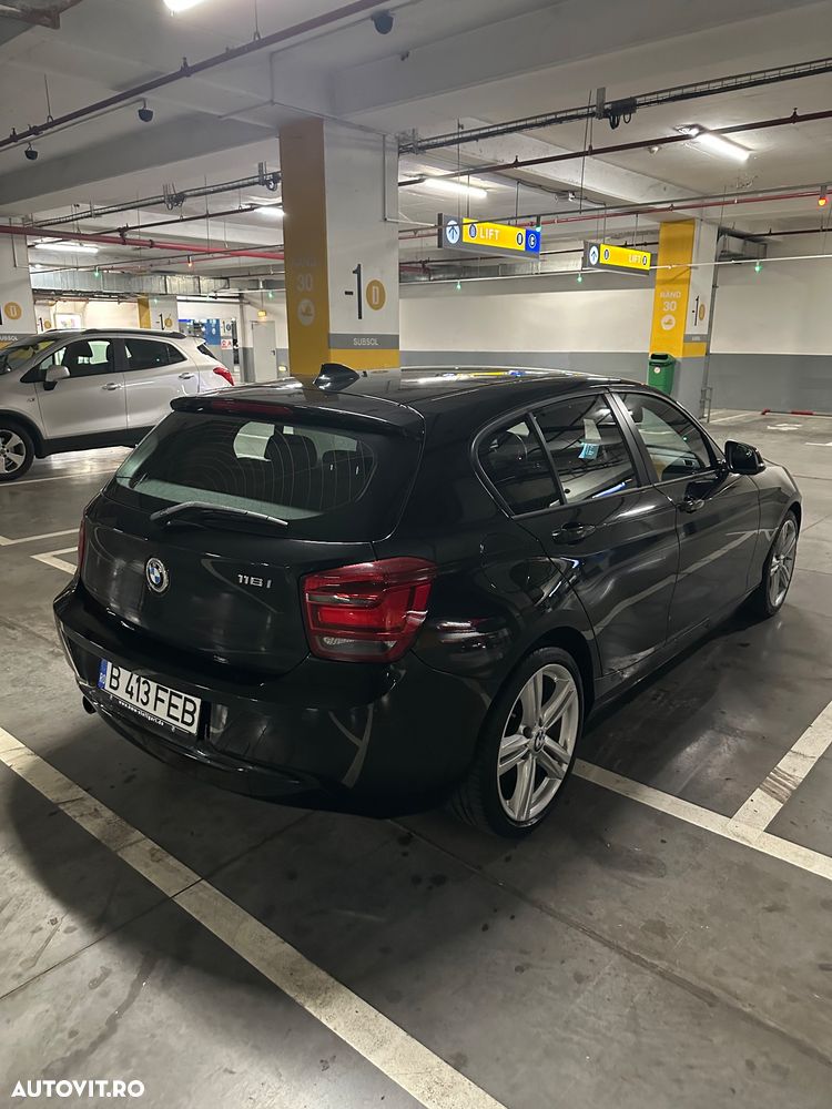 BMW Seria 1 118i - 8