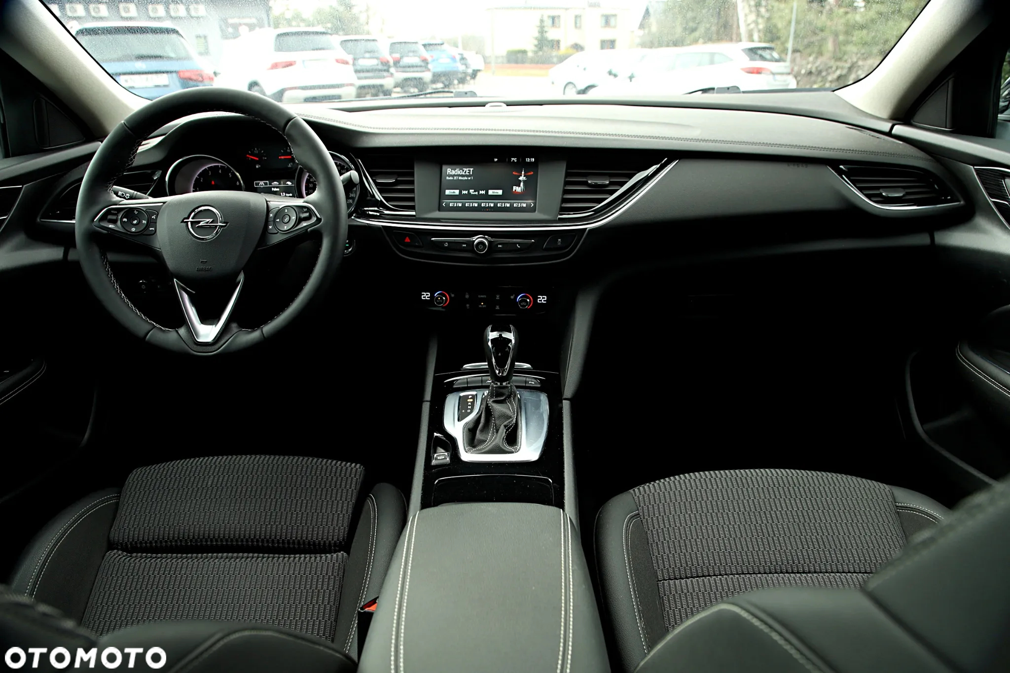 Opel Insignia - 25
