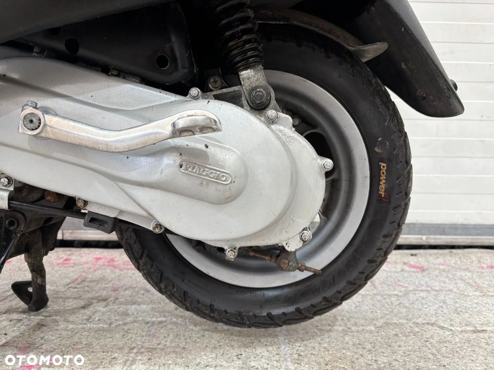 Piaggio Vespa - 15
