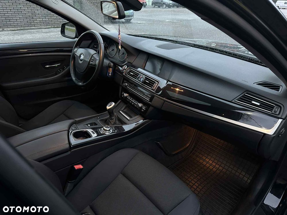 BMW Seria 5 520d - 11