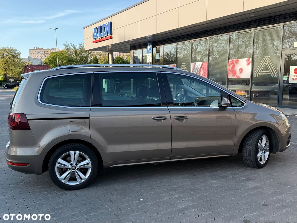 Seat Alhambra 2.0 TDI Style Advanced DSG - 24