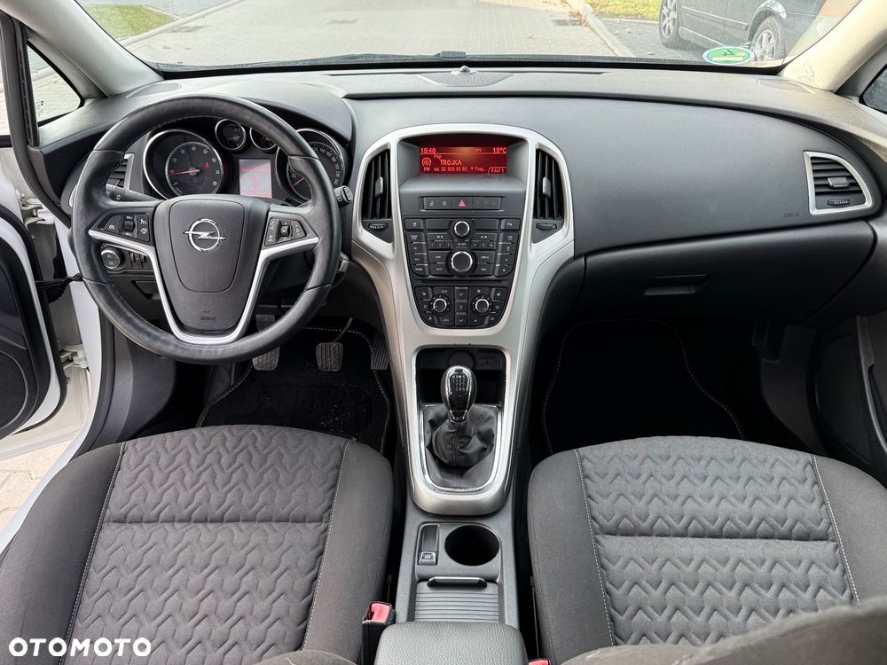 Opel Astra 1.4 Turbo - 15