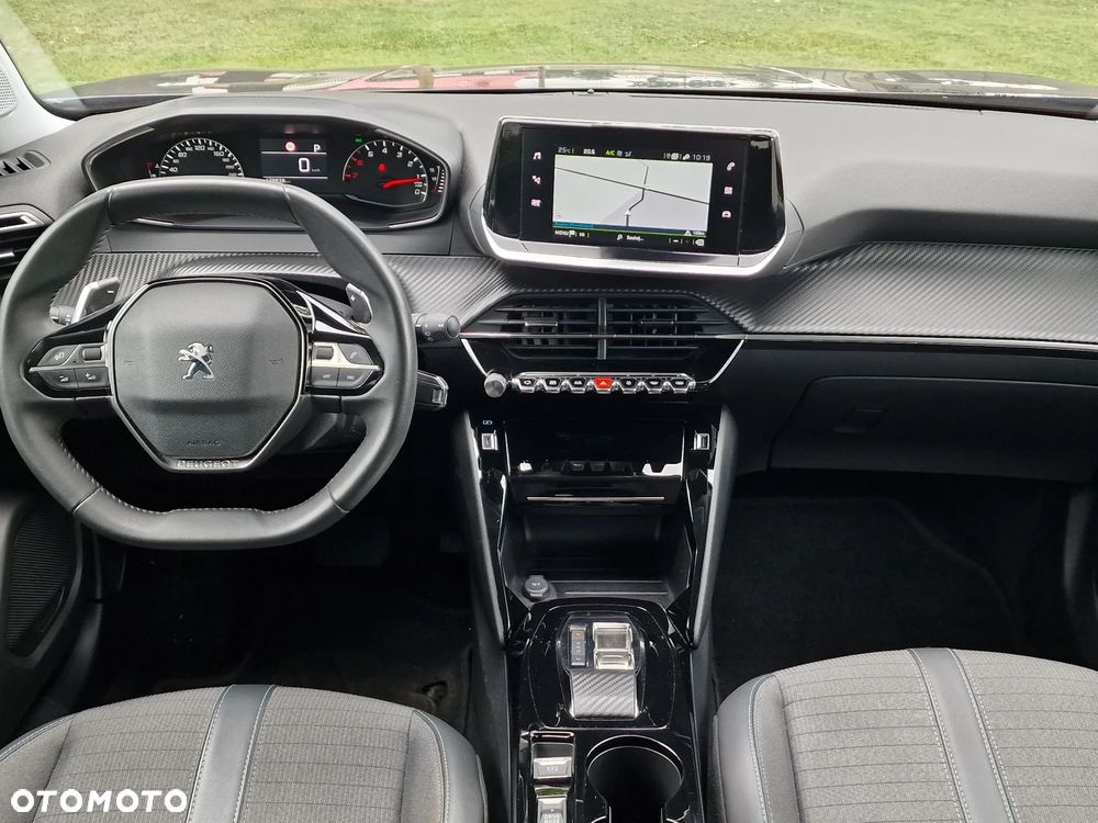 Peugeot 2008 1.5 BlueHDi Allure S&S EAT8 - 23