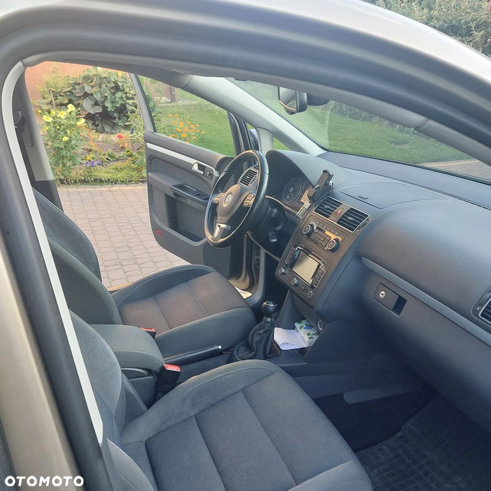 Volkswagen Touran 1.6 TDI DPF Comfortline - 9