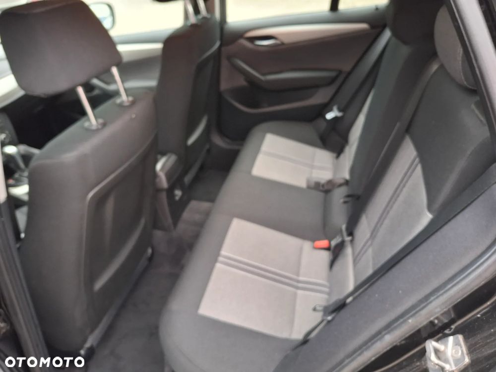 BMW X1 ver-sdrive20i - 9