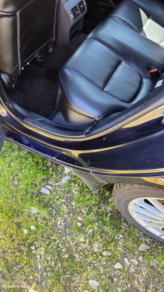 Jaguar XE 2.0 D Portfolio Aut. - 16