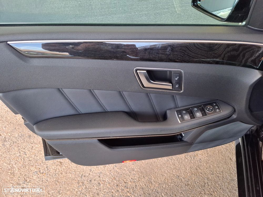 Mercedes-Benz E 300 Bluetec Hybrid Avantgarde - 19