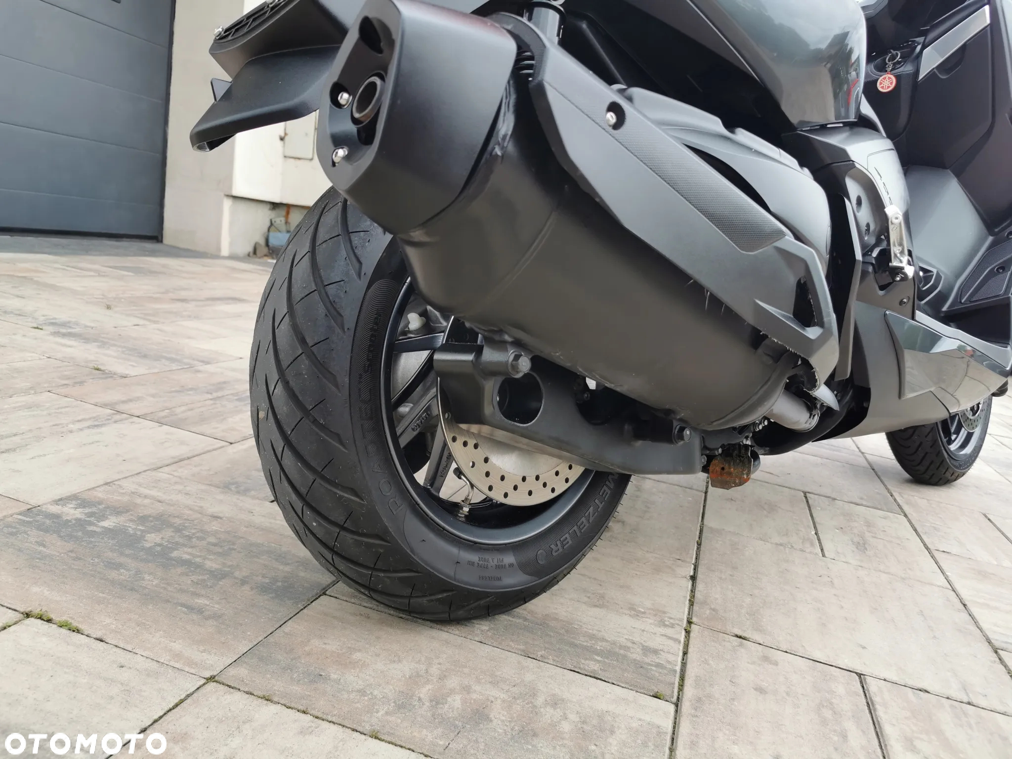 Yamaha X-max - 12
