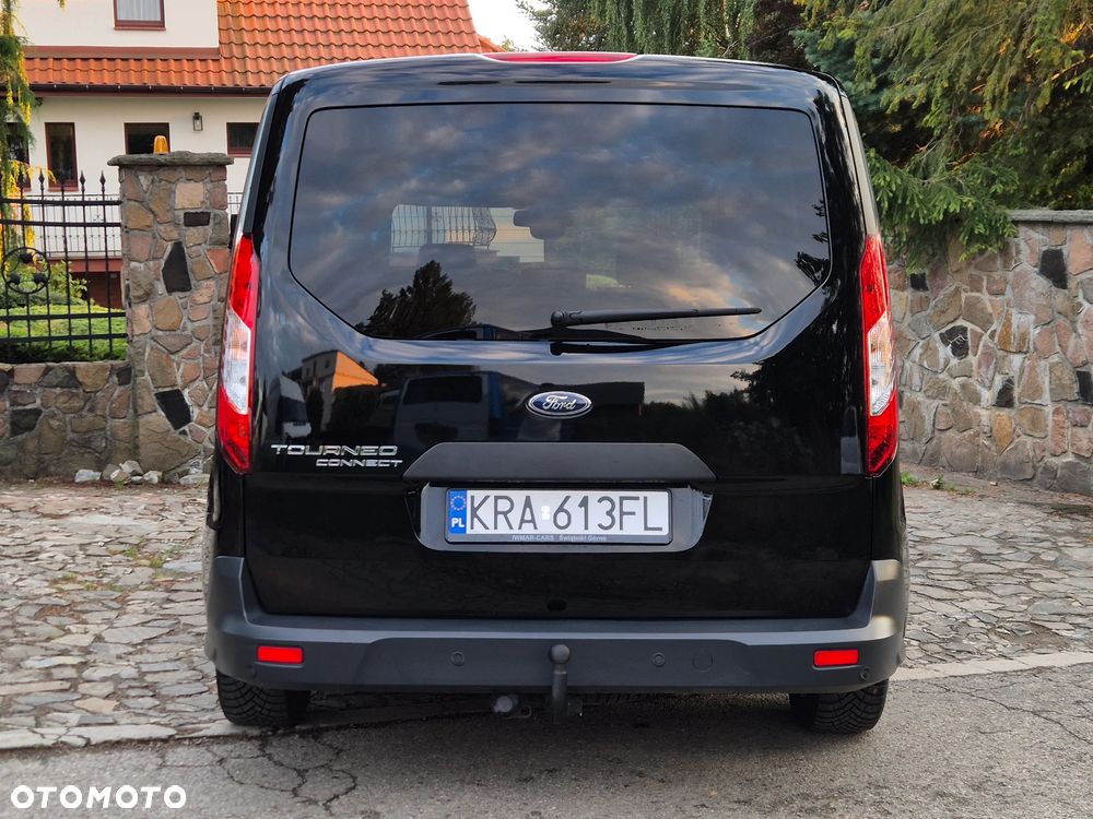 Ford Tourneo Connect Grand - 19