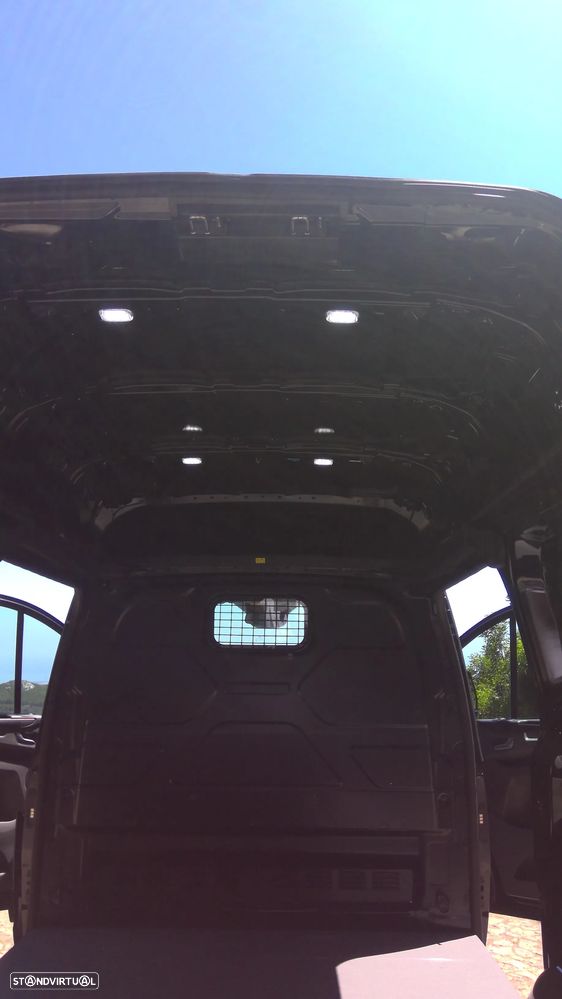 Ford Transit Custom 2.0 TDCi 130cv Automática - Excelente estado - 24