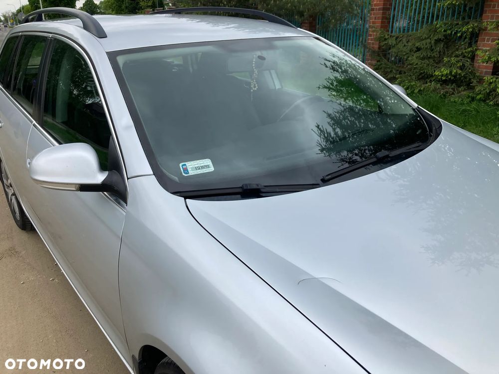 Volkswagen Golf 1.6 TDI Comfortline - 8
