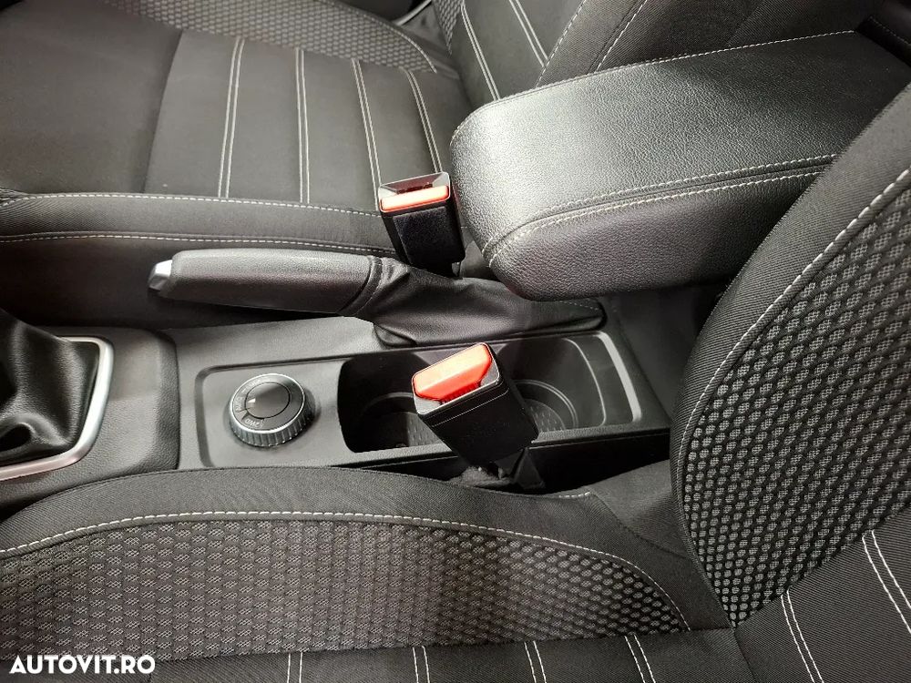 Dacia Duster TCe 150 4X4 Journey - 13