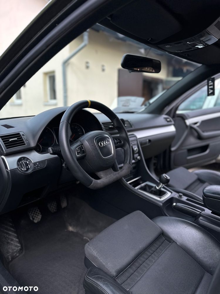 Audi A4 Avant 2.0 TDI - 7