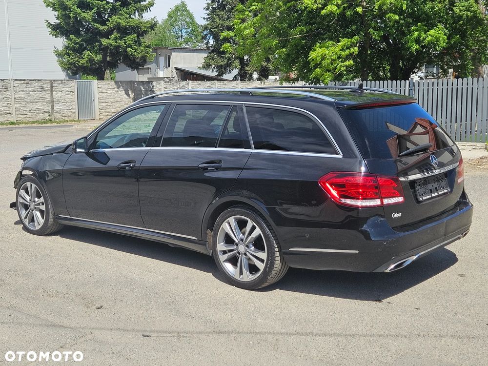 Mercedes-Benz Klasa E 220 BlueTEC 4Matic 7G-TRONIC - 3