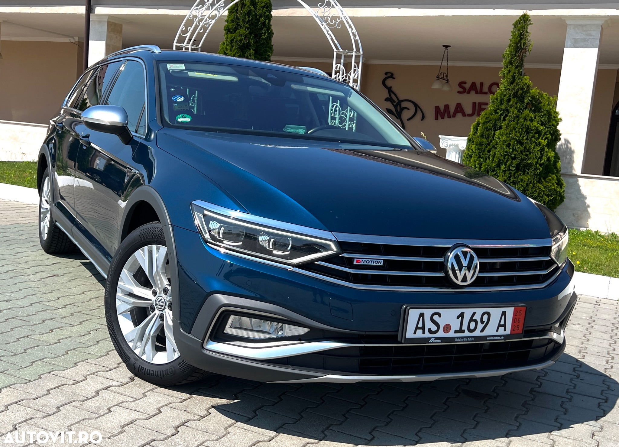 Volkswagen Passat Variant 2.0 TDI DSG 4Motion Highline - 2