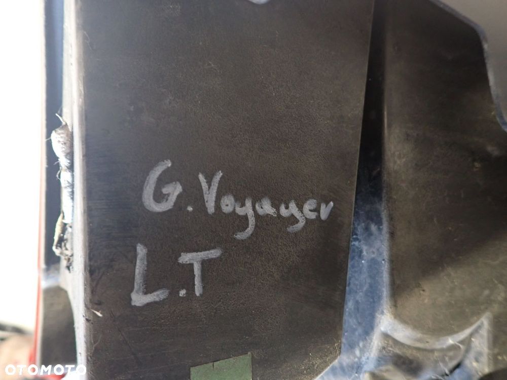 LAMPA LEWY TYLNA CHRYSLER GRAND VOYAGER V 2.8 - 3