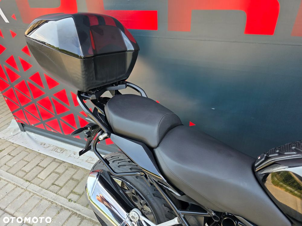 BMW R - 19