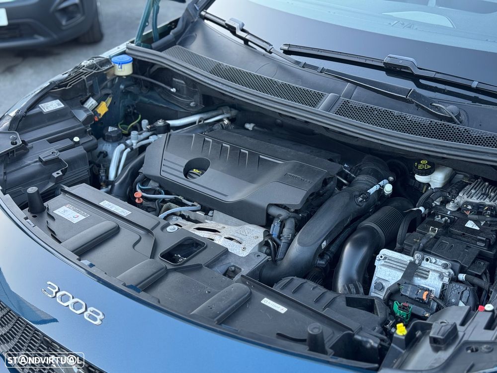 Peugeot 3008 1.6 Hybrid4 GT Pack e-EAT8 - 29