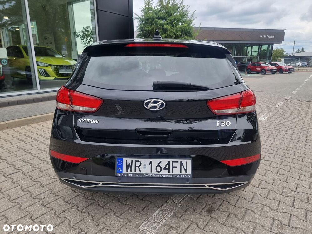 Hyundai i30 1.5 DPI Smart - 14