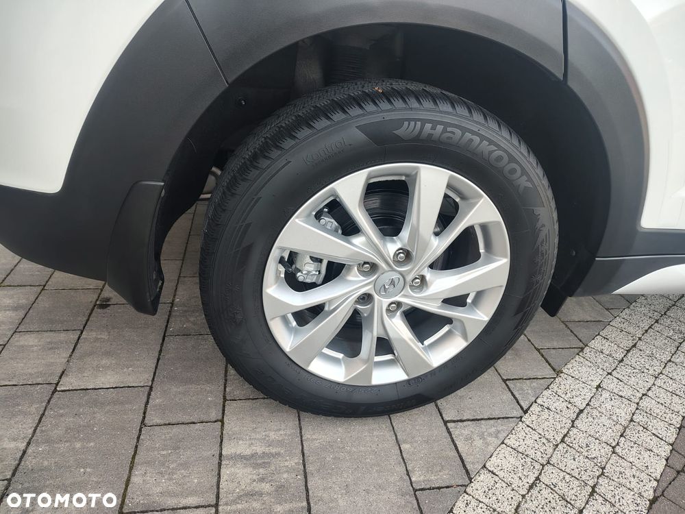 Hyundai Tucson 1.6 Turbo 2WD Navi - 20