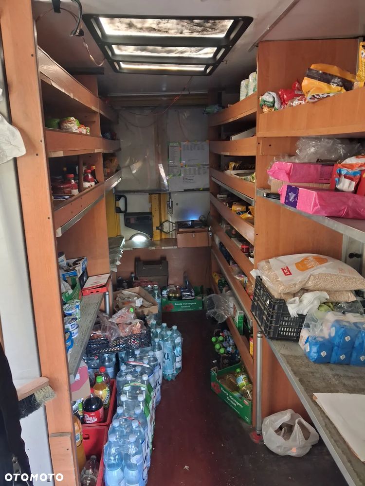 Mercedes-Benz 308 - 5