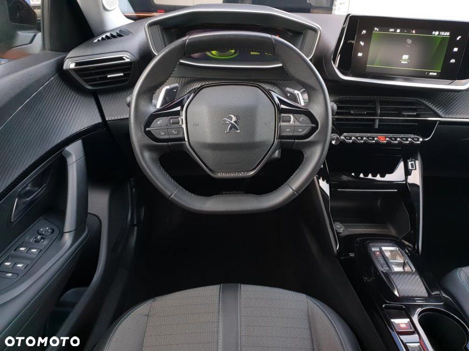Peugeot 2008 - 10