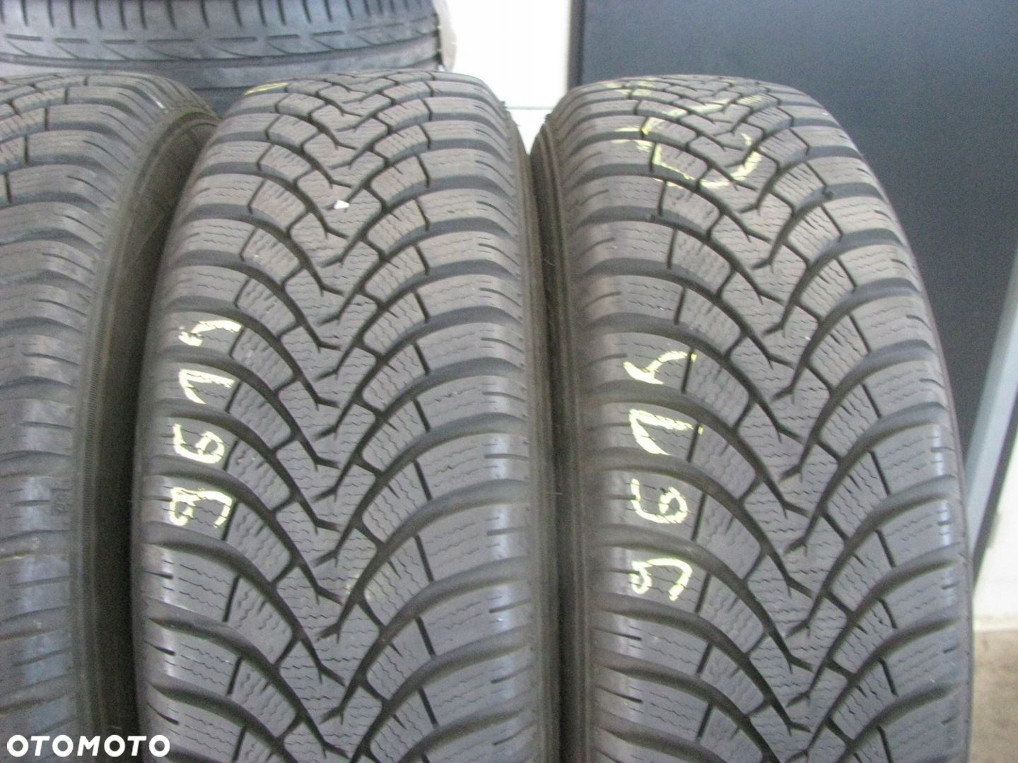 Opona zimowa Falken EuroWinter HS01 175/65R14 82 T - 4