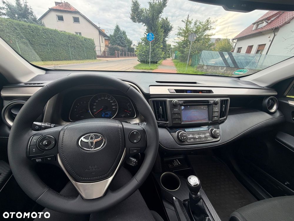 Toyota RAV4 2.0 D-4D Active 4x2 - 16