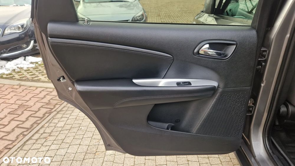 Fiat Freemont 2.0 Multijet 16V DPF Urban - 26