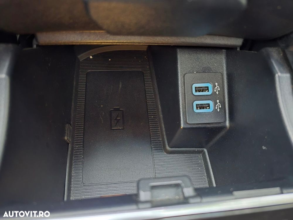 Ford Edge 2.0 Panther A8 AWD ST Line - 23