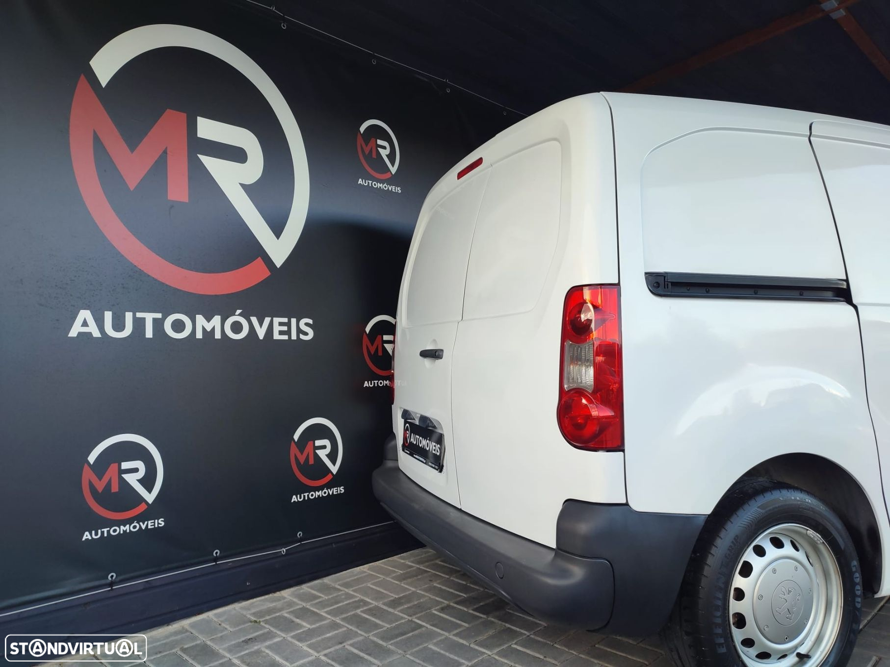 Peugeot Partner 1.6 HDi Confort Isótermica C/ Frio 90 Cv 2 Lug 5 Pts - 32
