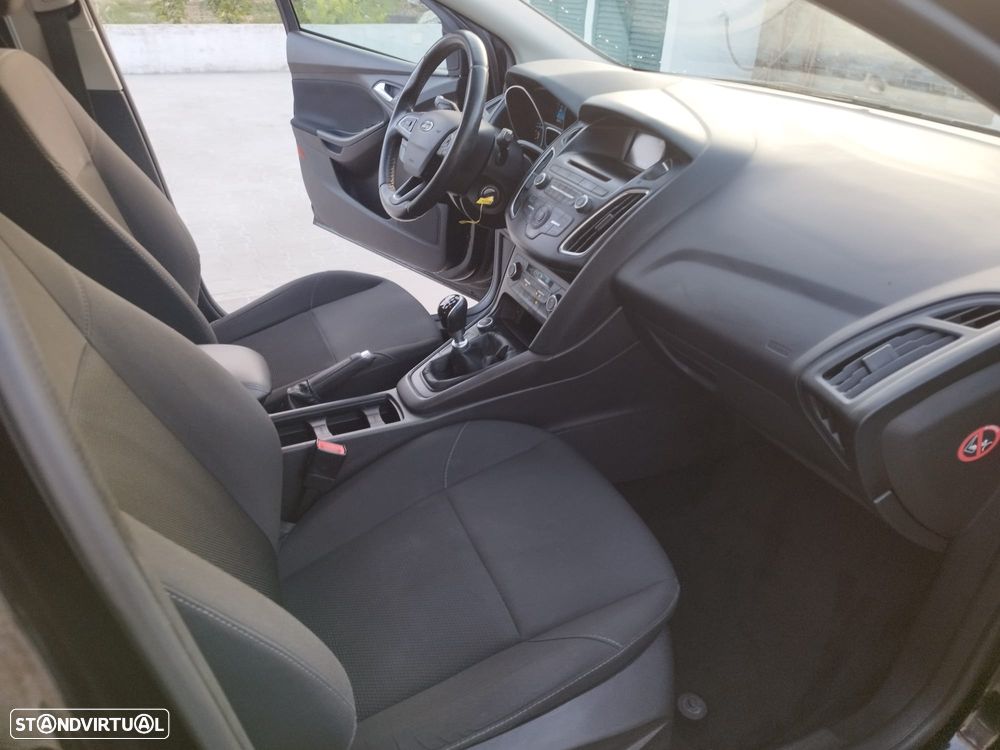 Ford Focus 1.5 TDCi Trend+ - 26