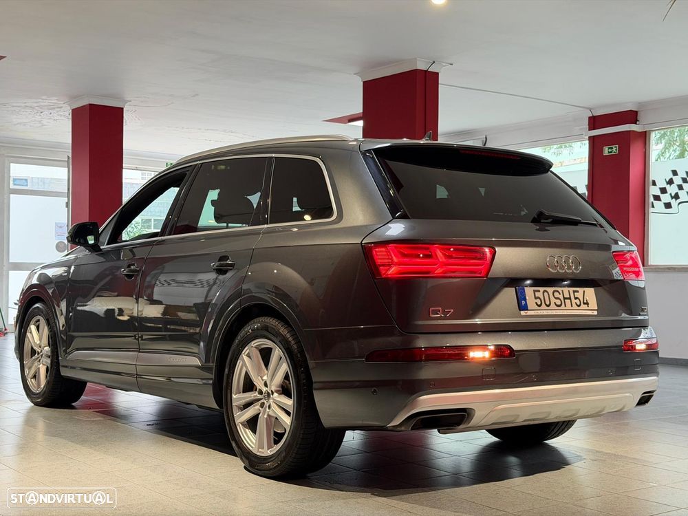 Audi Q7 3.0 TDI quattro S-line Tiptronic 7L - 20