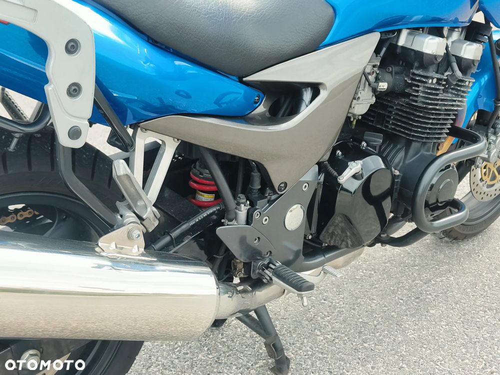 Kawasaki ZR - 35