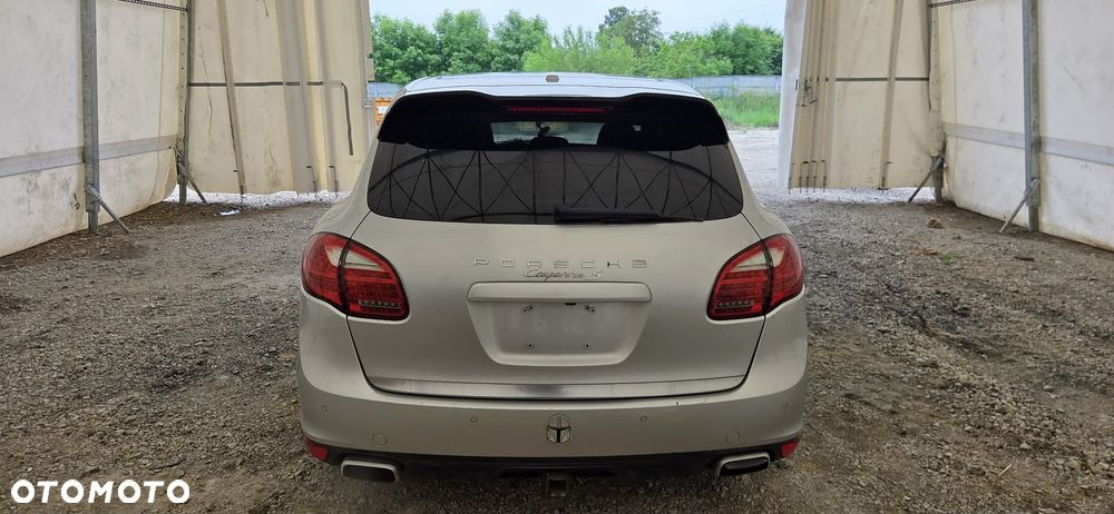 PORSCHE CAYENNE 7P szyba przednia czołowa - 7