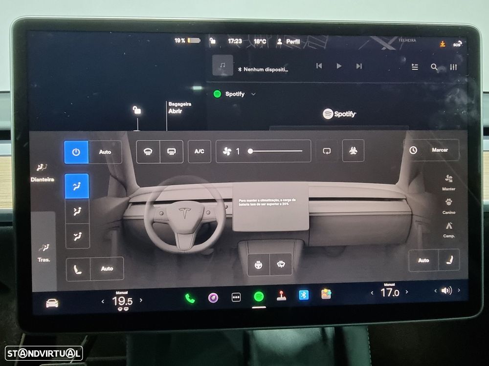 Tesla Model Y Long-Range RWD - 43