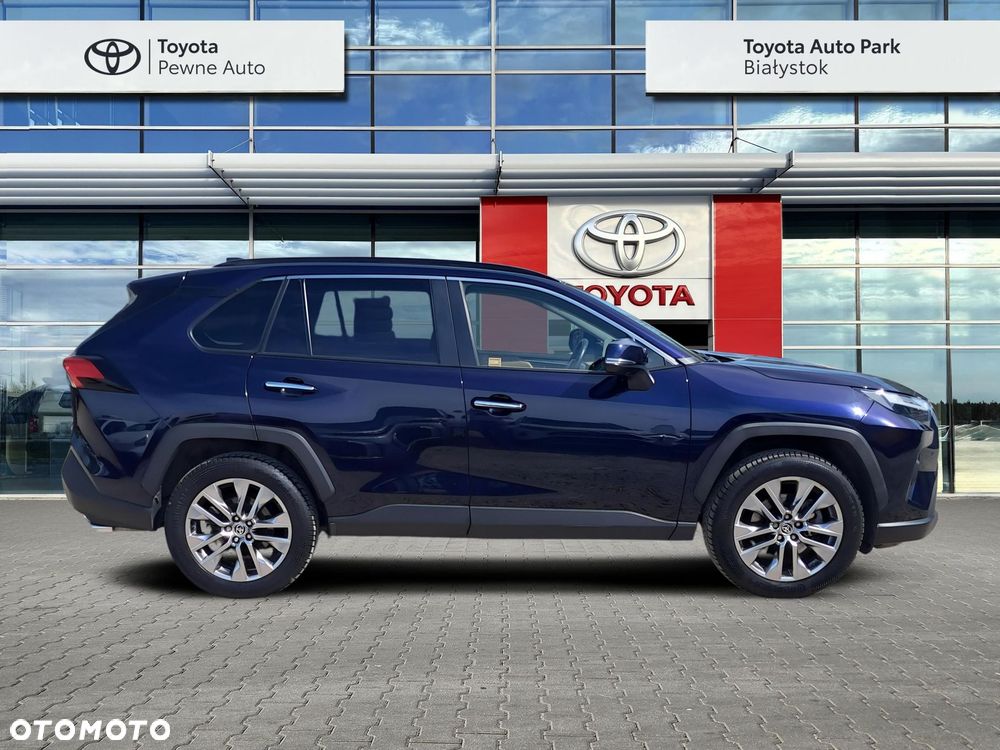 Toyota RAV4 - 6