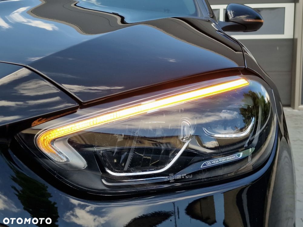 Mercedes-Benz Klasa C 300 d 9G-TRONIC - 10