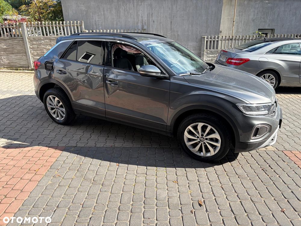 Volkswagen T-Roc 2025 photo 2