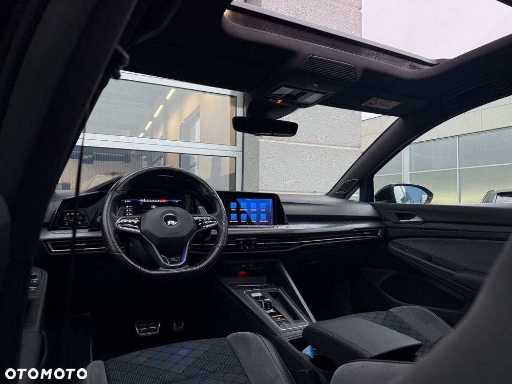 Volkswagen Golf - 16