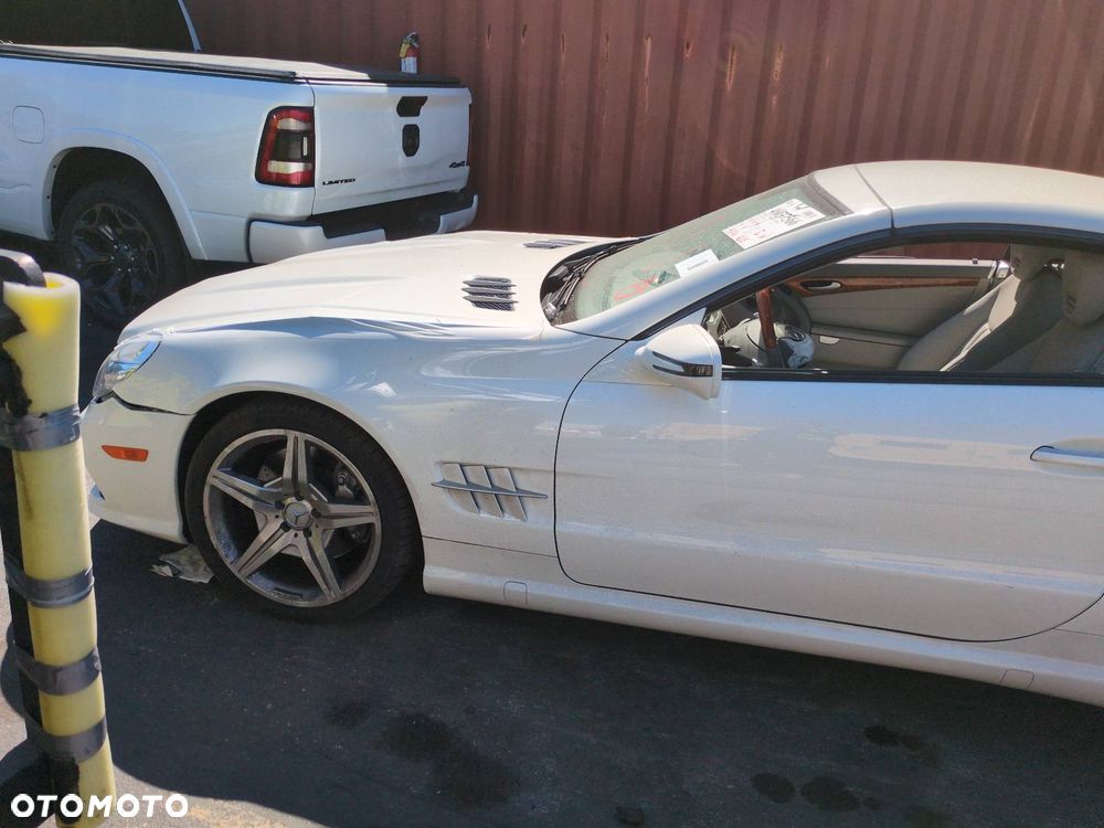 Mercedes-Benz SL 500 - 35