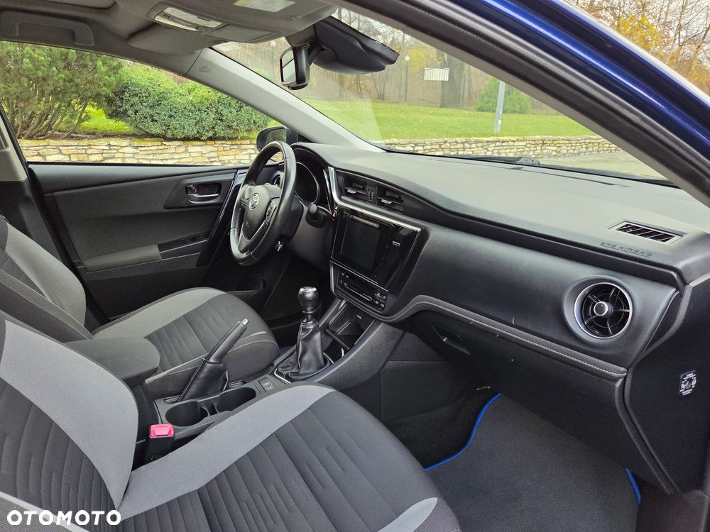Toyota Auris 1.2 Turbo Executive - 17