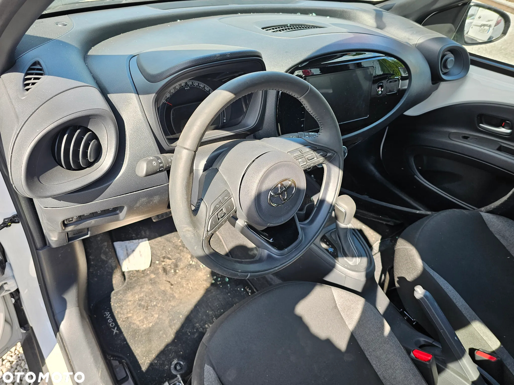 Toyota Aygo X 1.0 VVT-i X-shift - 8