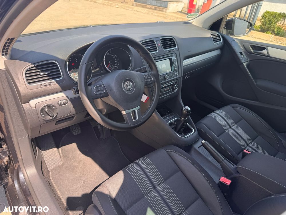 Volkswagen Golf 1.4 TSI MATCH - 9
