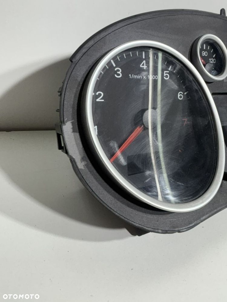 LICZNIK ZEGARY FIS 1.6FSI BENZYNA 150K KM Audi A2 8Z0 920 901 C - 3