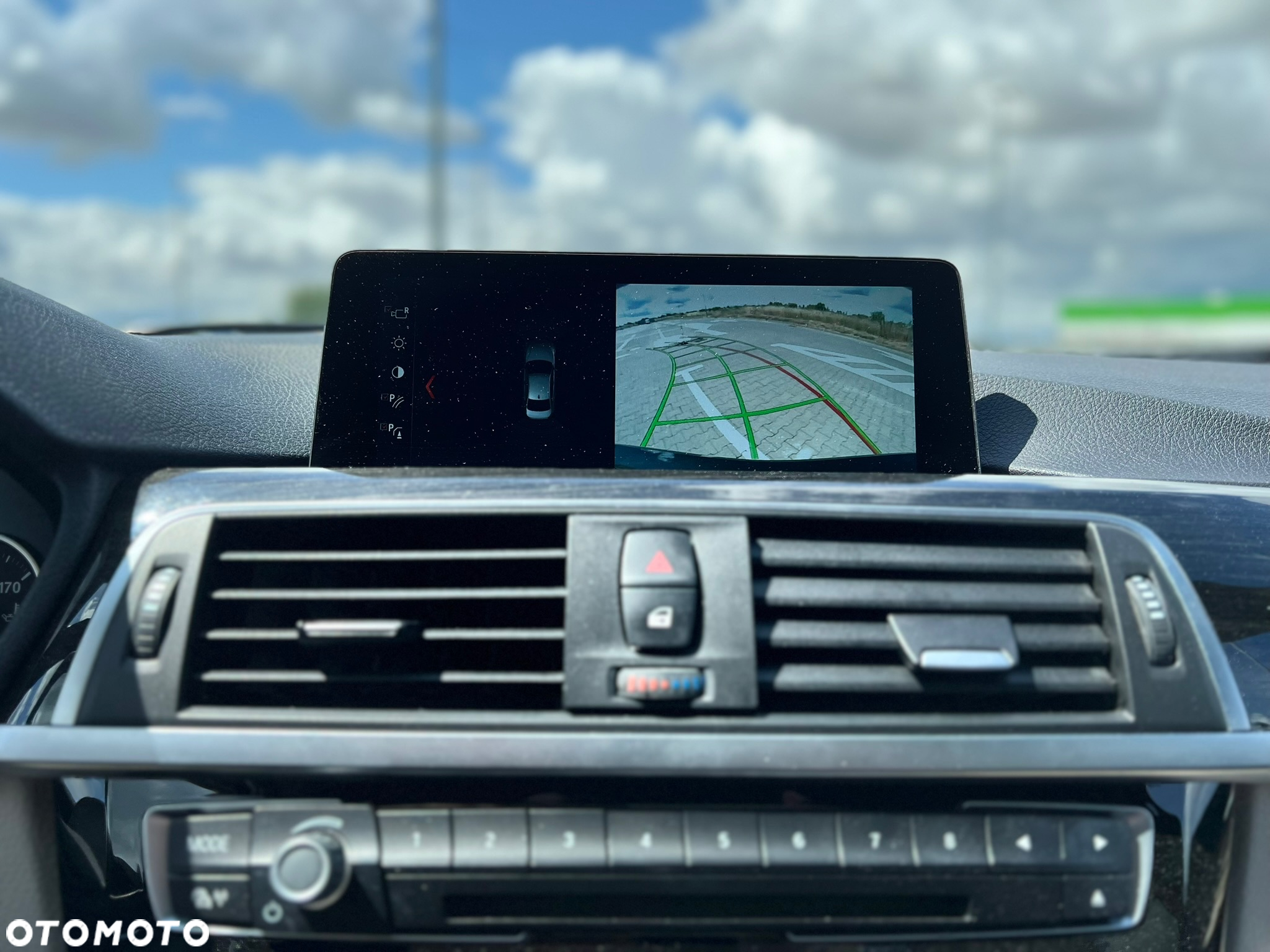 BMW Seria 3 330i xDrive Sport Line - 19